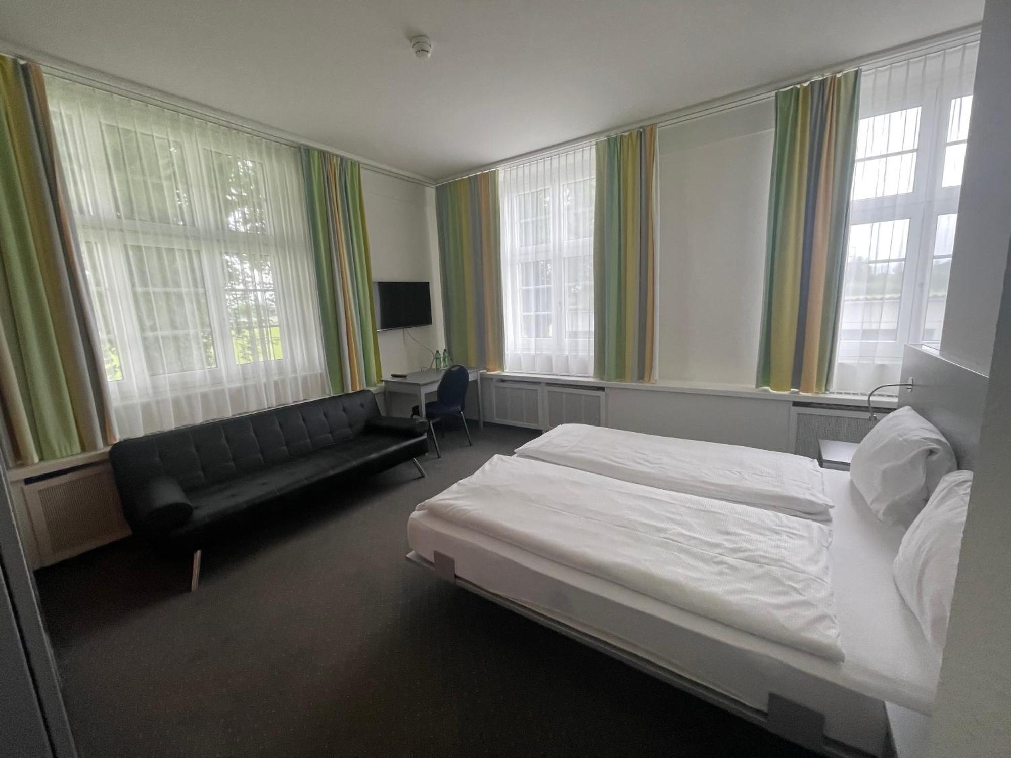 Hotel & Gasthaus Die Perle Perlen Εξωτερικό φωτογραφία